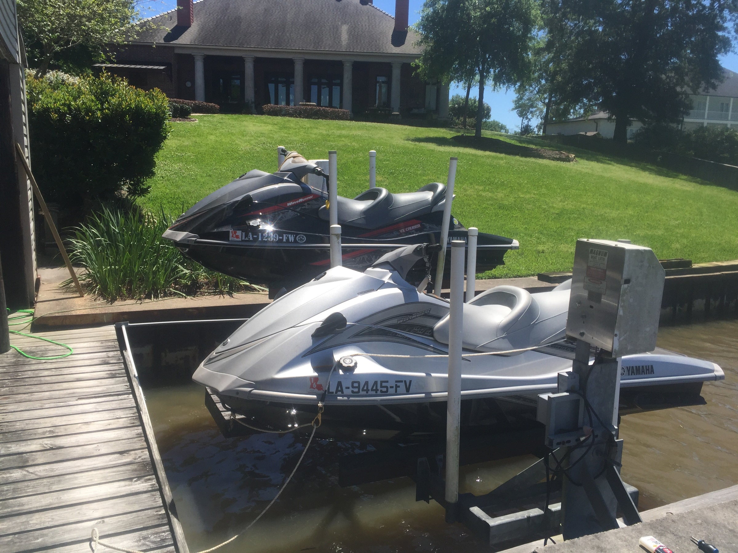 Mini Mag Personal Watercraft Lifts